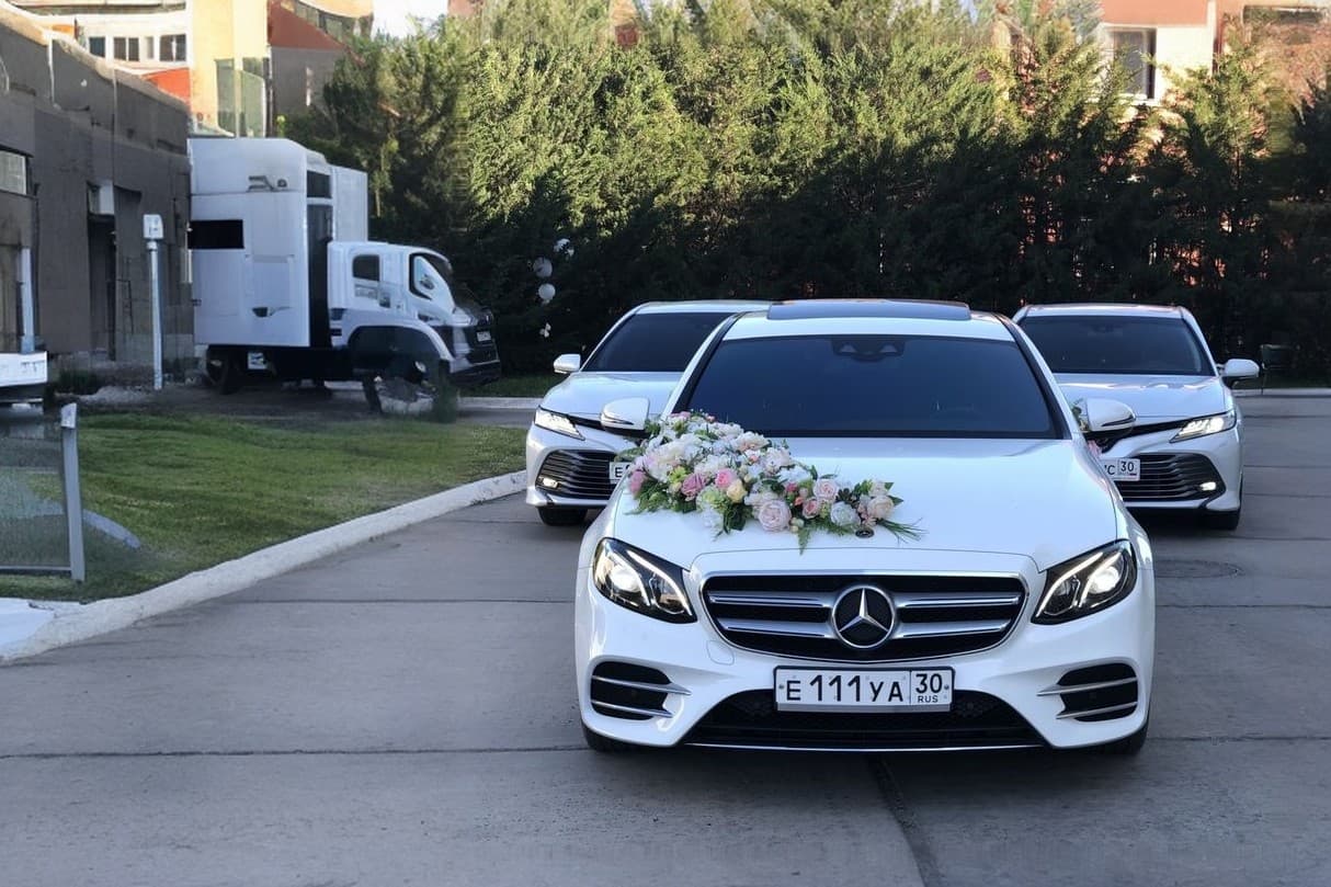 Свадебный кортеж
